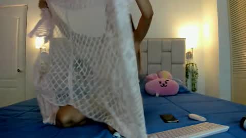 Snapshot of even_scoty chatting on 11/02/25, 02:58 even_scoty online show from 11/02/25, 02:58