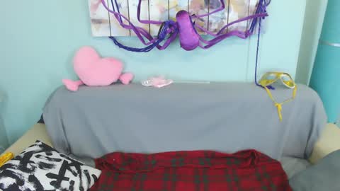 Snapshot of everly_rays chatting on 12/05/24, 04:09 Everly online show from 12/05/24, 04:09