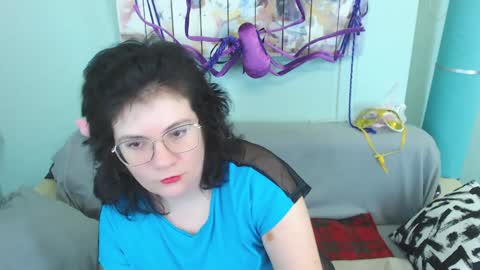 Snapshot of everly_rays chatting on 12/06/24, 09:21 Everly online show from 12/06/24, 09:21