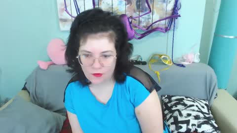 Snapshot of everly_rays chatting on 12/07/24, 05:04 Everly online show from 12/07/24, 05:04