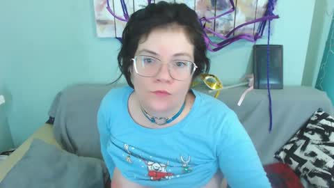 Snapshot of everly_rays chatting on 12/25/24, 07:56 Everly online show from 12/25/24, 07:56