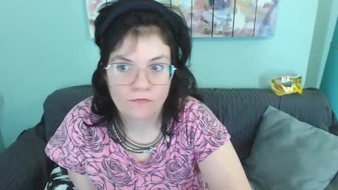 Snapshot of everly_rays chatting on 01/11/25, 03:31 Everly online show from 01/11/25, 03:31