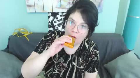 Snapshot of everly_rays chatting on 03/07/25, 05:18 Everly online show from 03/07/25, 05:18