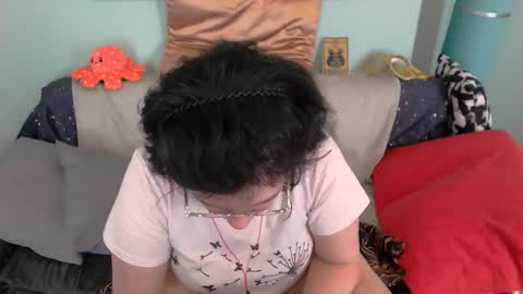 Snapshot of everly_rays chatting on 10/31/25, 04:57 Everly online show from 10/31/25, 04:57