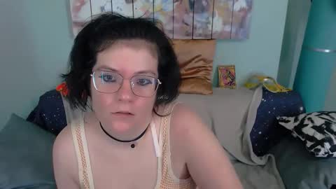 Snapshot of everly_rays chatting on 11/08/25, 12:05 Everly online show from 11/08/25, 12:05