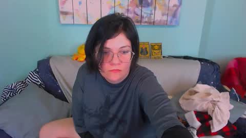 Everly online show from 02/15/26, 07:54