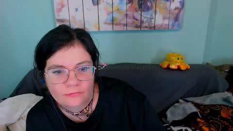 Everly online show from 04/18/26, 07:58