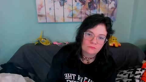 Everly online show from 04/21/26, 06:44