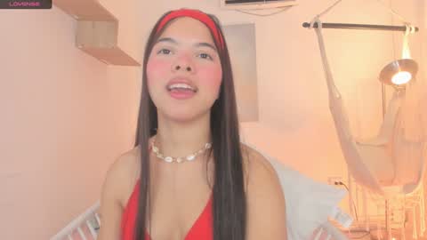 Snapshot of everyh chatting on 01/13/25, 04:08 Sophia online show from 01/13/25, 04:08