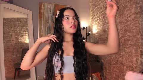 Snapshot of everyh chatting on 02/06/25, 07:40 Sophia online show from 02/06/25, 07:40