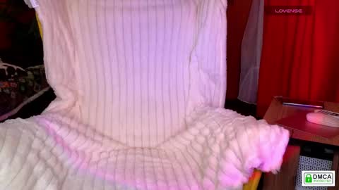 evi_brook online show from 04/14/26, 04:35