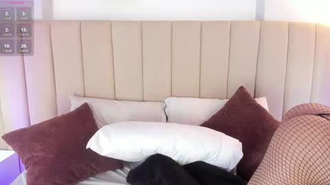 EVI  online show from 04/01/26, 04:15