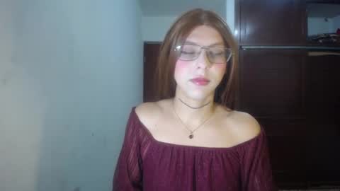 Snapshot of evi_kitty chatting on 03/18/26, 09:40 Evi online show from 03/18/26, 09:40