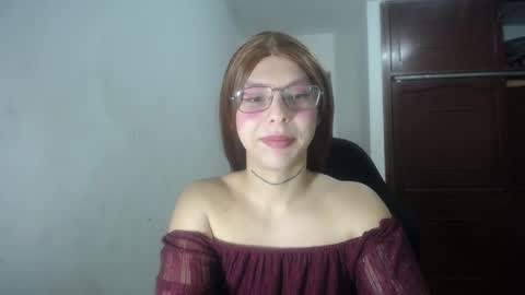 Snapshot of evi_kitty chatting on 03/30/26, 12:28 Evi online show from 03/30/26, 12:28