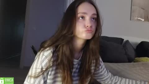 Snapshot of evi_woow chatting on 11/02/25, 09:39 evi_woow online show from 11/02/25, 09:39