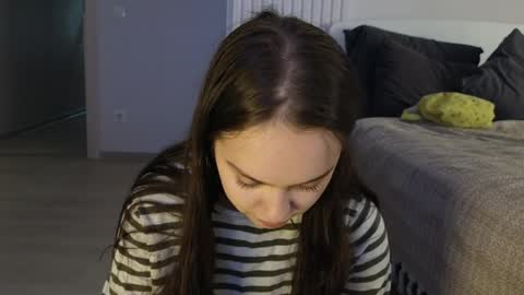 evi_woow online show from 03/26/26, 11:21