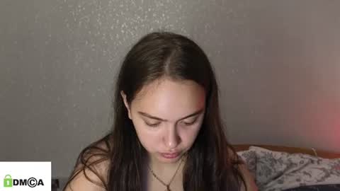 evi_woow online show from 07/04/26, 09:10