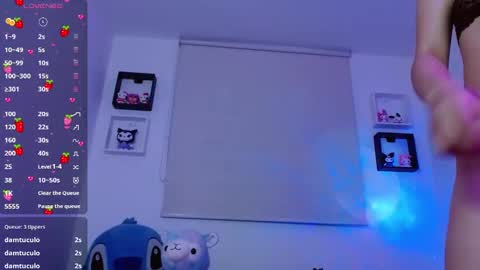 Snapshot of evie_cloud chatting on 02/15/25, 07:06 Evie Cloud online show from 02/15/25, 07:06