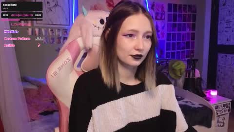 Evie online show from 01/06/26, 01:04