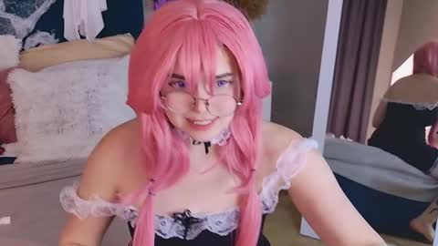 Snapshot of evie_val chatting on 10/30/25, 07:14 evie_val online show from 10/30/25, 07:14