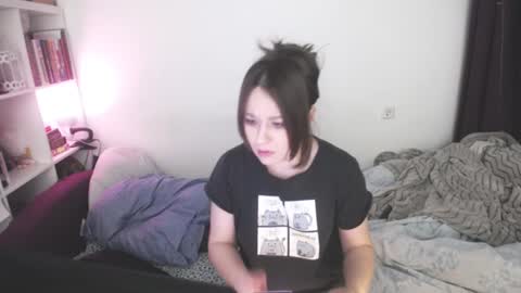 Im gonna be on in 2 hours online show from 01/08/25, 11:52