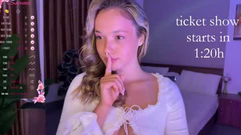 evielina online show from 05/24/26, 12:15
