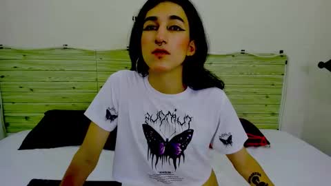 Marley independent model online show from 12/01/25, 07:41