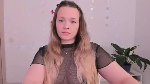 evilla_brill online show from 05/08/26, 08:41