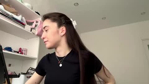 Chloe online show from 05/23/26, 01:48