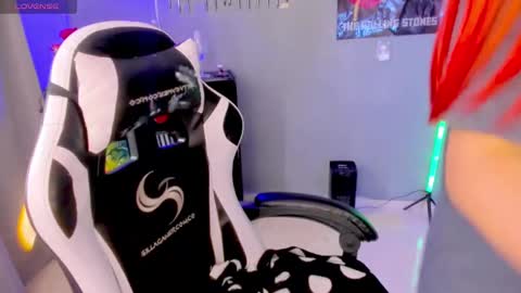 evva_foxxy online show from 02/10/25, 12:39