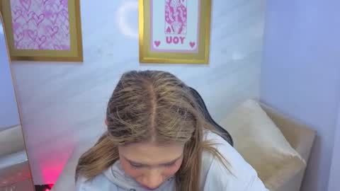 Hi Stream 1000pm to 600am online show from 04/11/26, 07:45