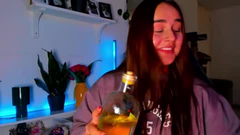 EVY online show from 03/31/26, 12:34