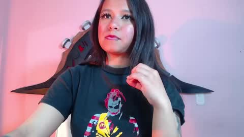 Im Evy online show from 10/20/25, 04:29