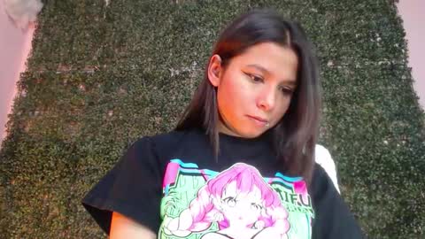 Snapshot of evybubbles_ chatting on 03/05/26, 04:36 Im Evy online show from 03/05/26, 04:36