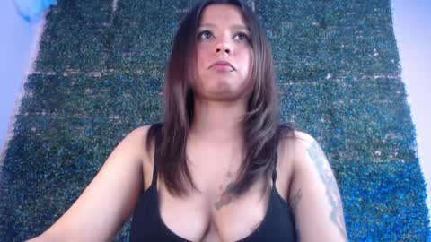 Snapshot of evybubbles_ chatting on 05/05/26, 06:16 Im Evy online show from 05/05/26, 06:16