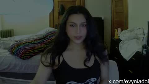 Avelyn Evynia online show from 07/28/26, 03:21