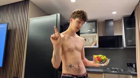 exclusiveflexboy online show from 06/16/26, 11:29