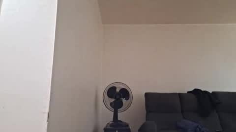 Exhibboytoy3 online show from 04/15/26, 05:31