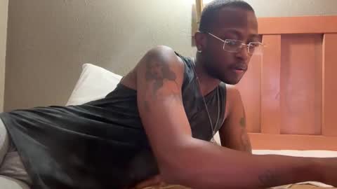 exhibitionvoyeurlive online show from 11/09/25, 06:01