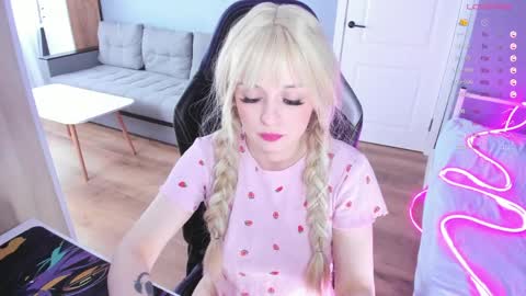  Amy  online show from 04/07/26, 09:43