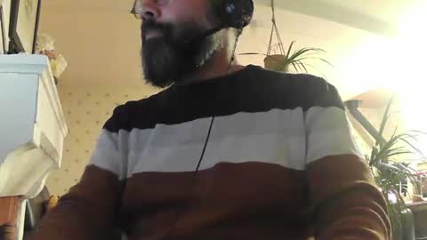 Gio online show from 12/01/24, 04:29