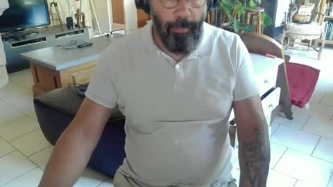 Gio online show from 05/31/26, 04:25