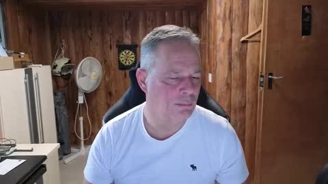 exibe1219 online show from 12/21/24, 11:11