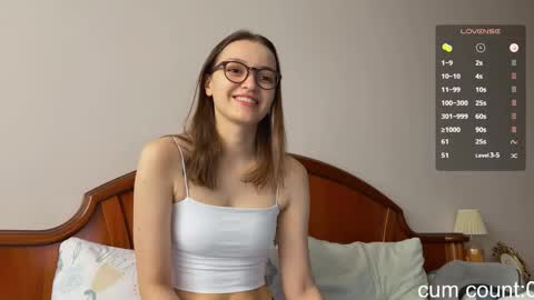 Snapshot of existencee chatting on 10/20/25, 11:10 Anna online show from 10/20/25, 11:10