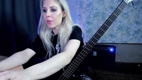 my real name is Irene but Exo is oke too  online show from 02/23/26, 11:13