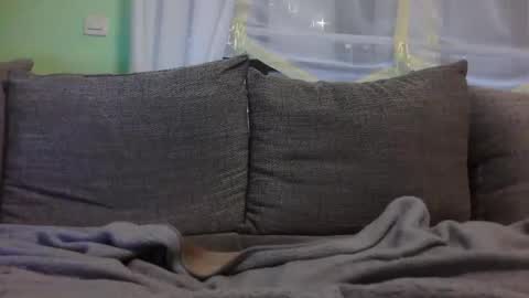 mi insta maddin 5011 online show from 11/17/25, 10:54