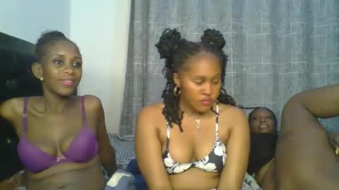 exotic_cutiee online show from 04/21/26, 01:42