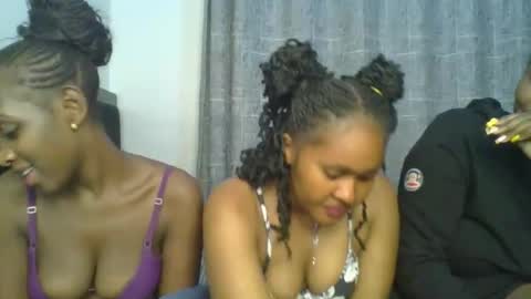 exotic_cutiee online show from 04/21/26, 02:51