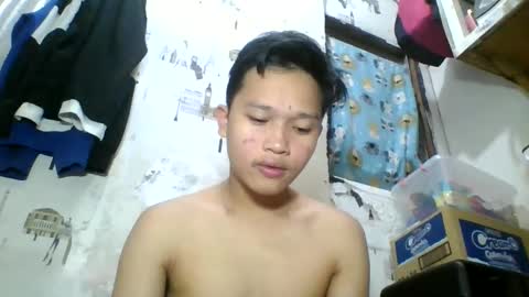 Snapshot of exotichugecock chatting on 12/19/24, 10:45 Jan online show from 12/19/24, 10:45