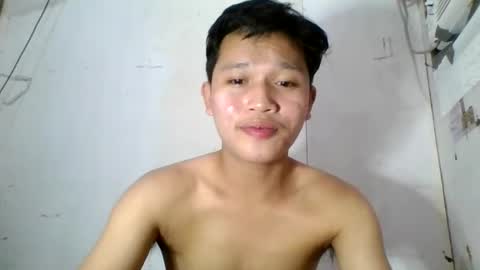 Snapshot of exotichugecock chatting on 01/08/25, 09:44 Jan online show from 01/08/25, 09:44